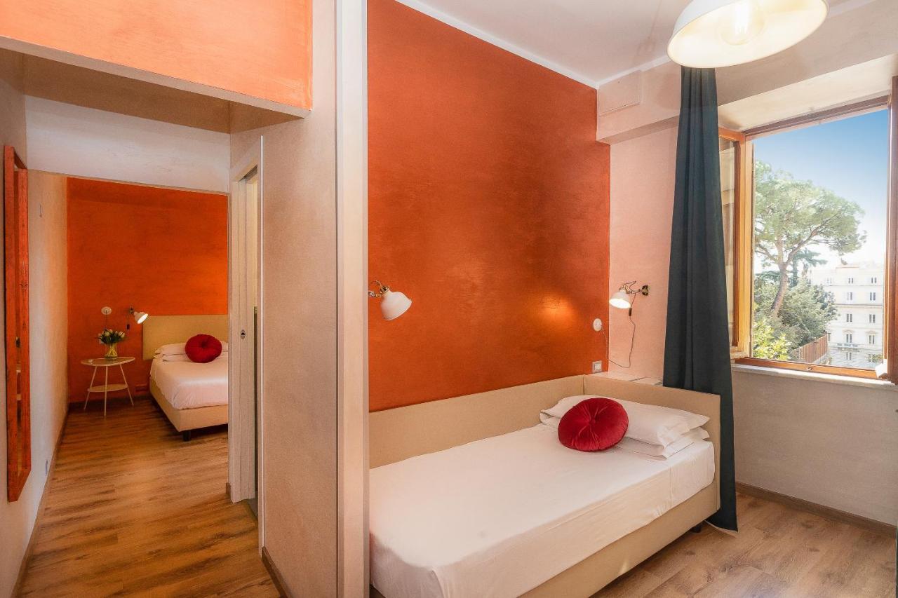 Lovely New Home Via Genova Рим Екстер'єр фото