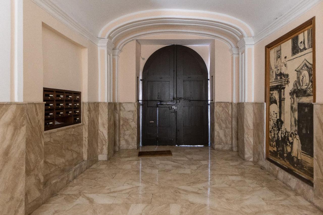 Lovely New Home Via Genova Рим Екстер'єр фото