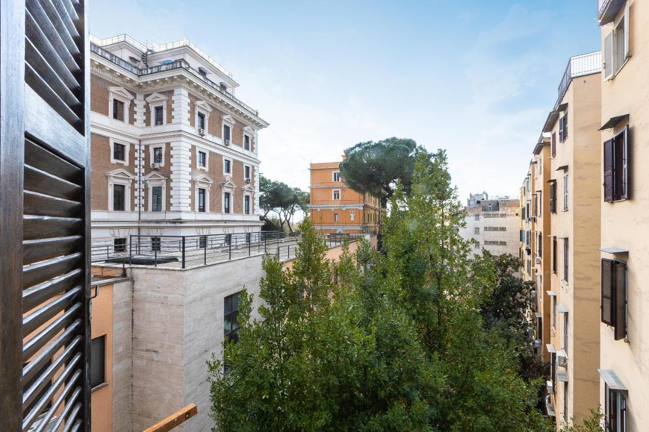 Lovely New Home Via Genova Рим Екстер'єр фото
